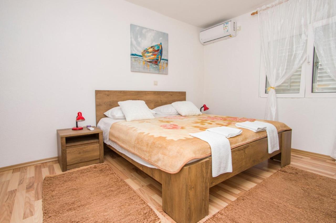 Apartment Pascal Janjina Екстериор снимка
